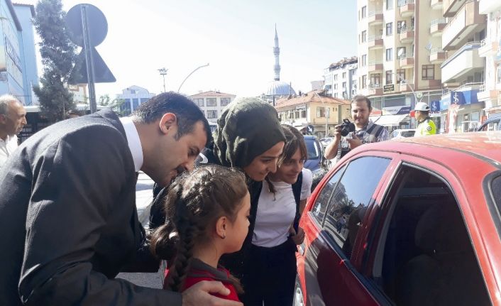 Sungurlu’da yaya güvenliğinin nöbetçisiyiz uygulaması