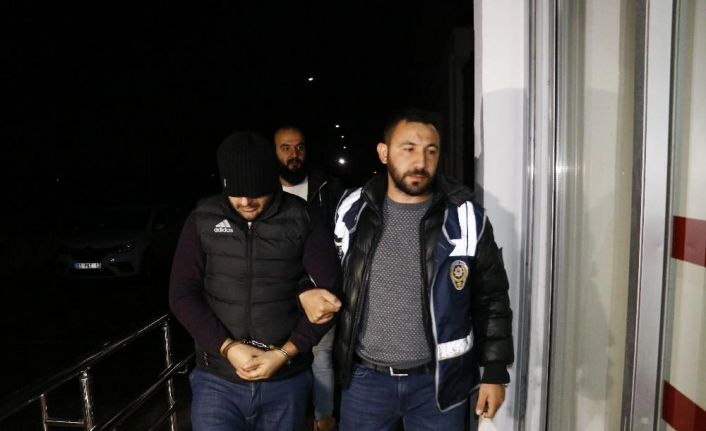 Adana merkezli 3 ilde FETÖ operasyonu: 23 gözaltı kararı