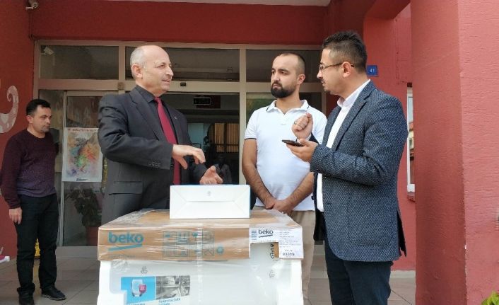 Çocuk yuvasına ’bulaşık makinesi’ alarak uzlaştılar