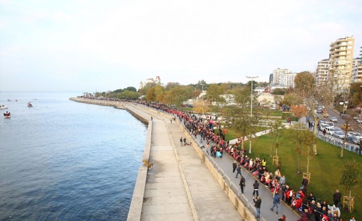 Kadıköy’de 10 Kasım’da ‘Ata’ya Saygı Zinciri’