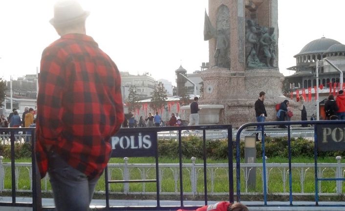 Taksim Meydanı’nda yürek burkan görüntü