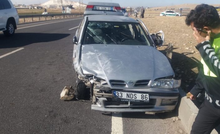 Şanlıurfa’da otomobiller çarpıştı: 6 yaralı