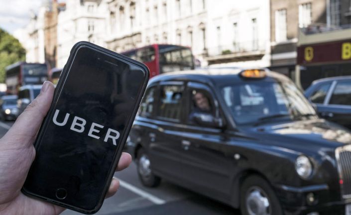 Uber, Londra’da taşımacılık ruhsatını kaybetti