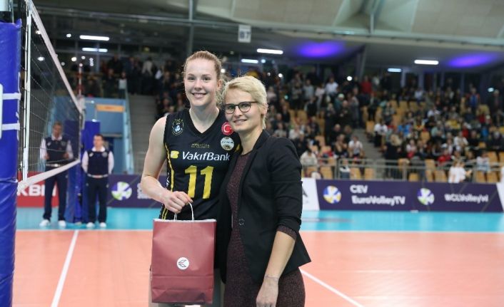 VakıfBank, Slovenya’dan zaferle döndü