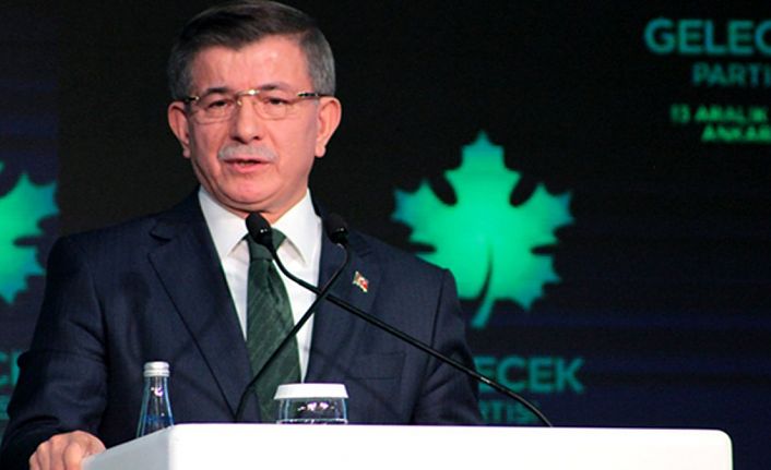 Ahmet Davutoğlu Gelecek Partisi’nin genel başkanı seçildi