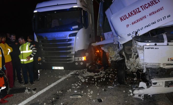 Antalya’da feci kaza: 1 ölü, 1 yaralı