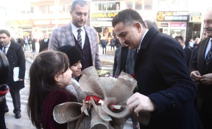 Bakan Pakdemirli: “Vatandaşımın sağlığıyla oynayanların, canını yakacağım”