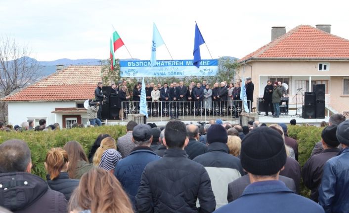 Bulgaristan’da Türkler şehitlerini andı