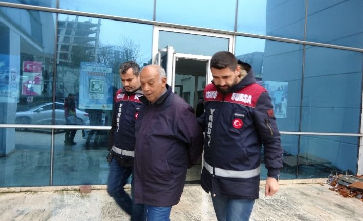 "Çakma yeğen" Bursa polisinden kaçamadı