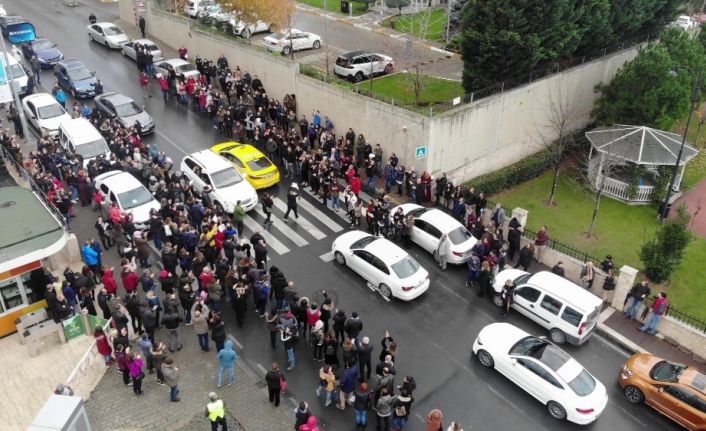 Doğa Kolejinde veli protestosu