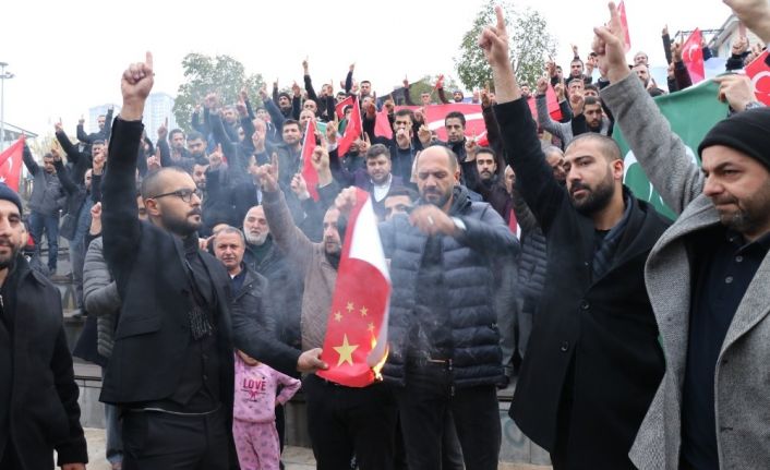 Doğu Türkistan’daki zulüm protesto edildi