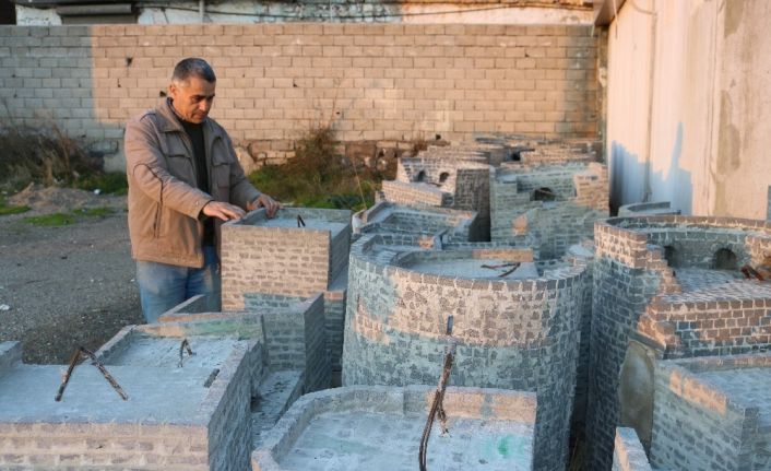 İlkokul mezunu vatandaş, Diyarbakır surlarının minyatürünü yapıyor