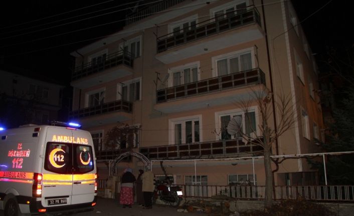 Isparta’da gelin, misafir oldukları kayınvalidesinin evinde camdan atladı