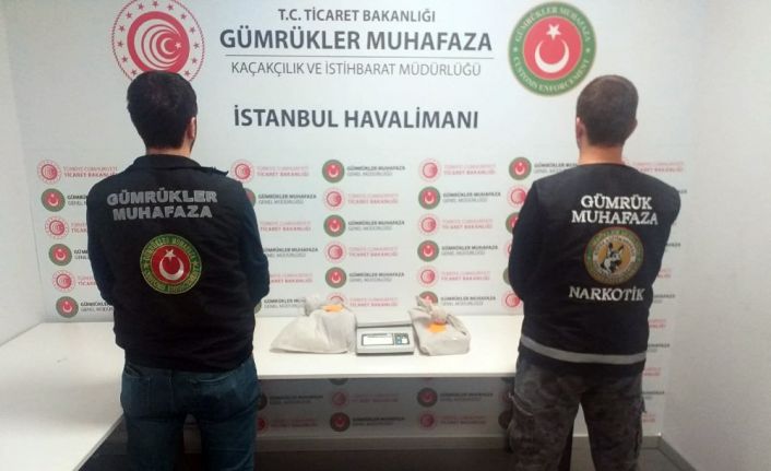 İstanbul Havalimanı’nda 1 buçuk milyonluk kokain operasyonu