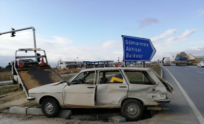 Manisa’da tır ile otomobil çarpıştı: 1 ölü, 1 yaralı