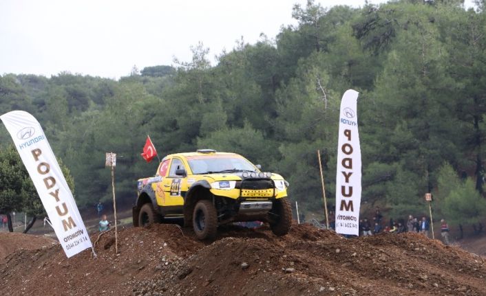 Off-Road yarışları nefes kesti