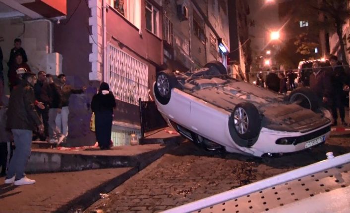 Otomobilin sokak içerisinde takla attığı anlar kamerada