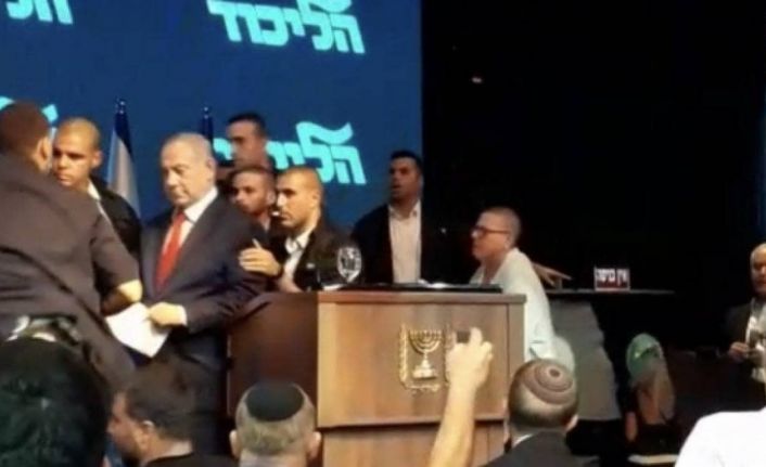 Roket sirenleri çaldı, Netanyahu sığınağa indi