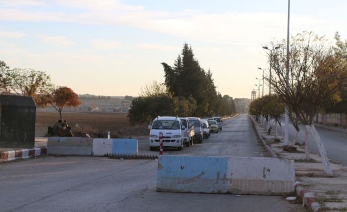 Tel Abyad’da güvenlik önlemleri kapsamında kontrol noktaları konuldu