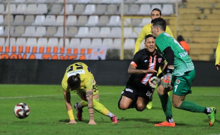 Adanaspor: 1 - Menemenspor: 3