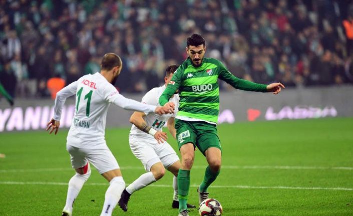 TFF 1. Lig: Bursaspor: 2 - Giresunspor: 3