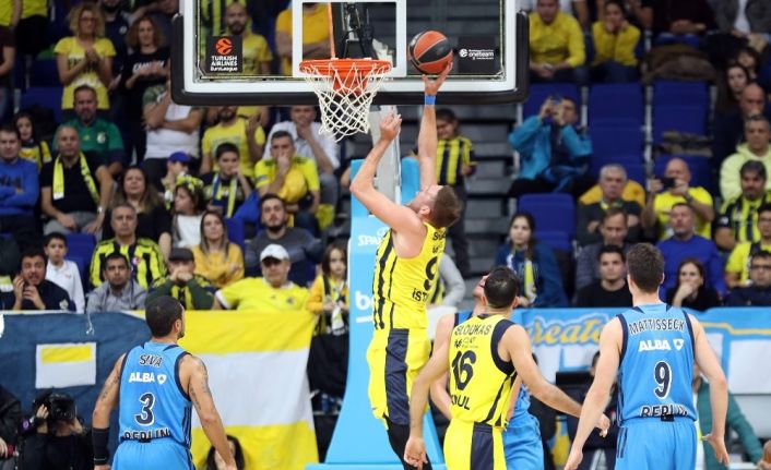 Fenerbahçe Beko: 107 - Alba Berlin: 102