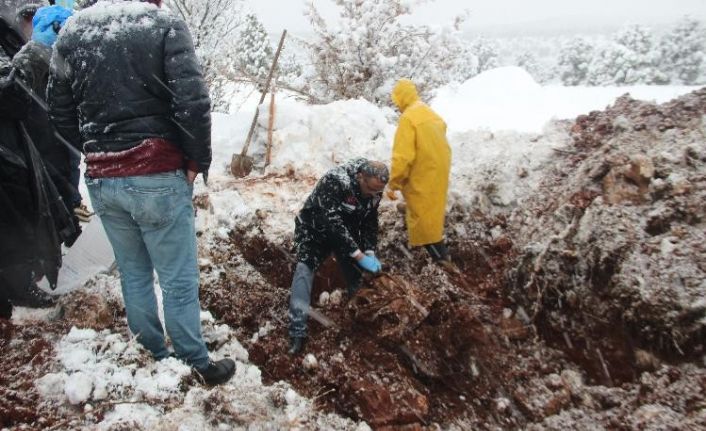 15 yıl önceki cinayetin zanlıları tutuklandı