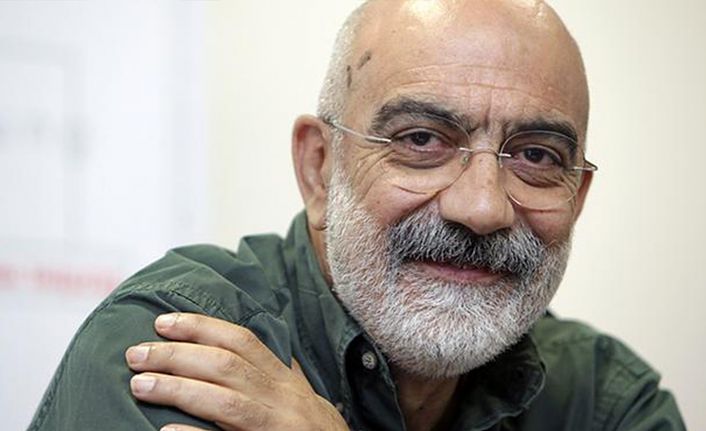 Ahmet Altan’ın 5 yıl 11 ay hapis cezası onandı