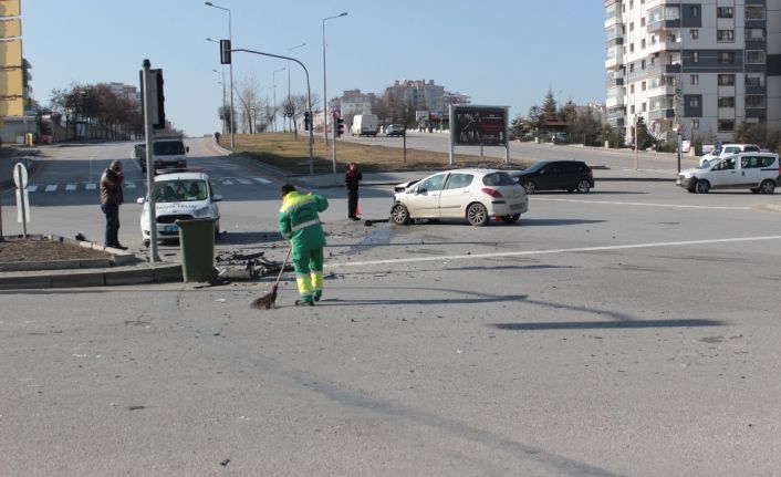 Ankara’da korkutan kaza: 5 yaralı