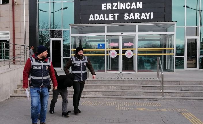 Annesinin çarşafıyla kuyumcuyu soymaya çalışan zanlı tutuklandı