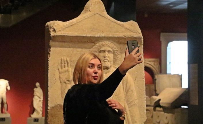 Antalya’da Müzesi’nde ‘selfie’ günü