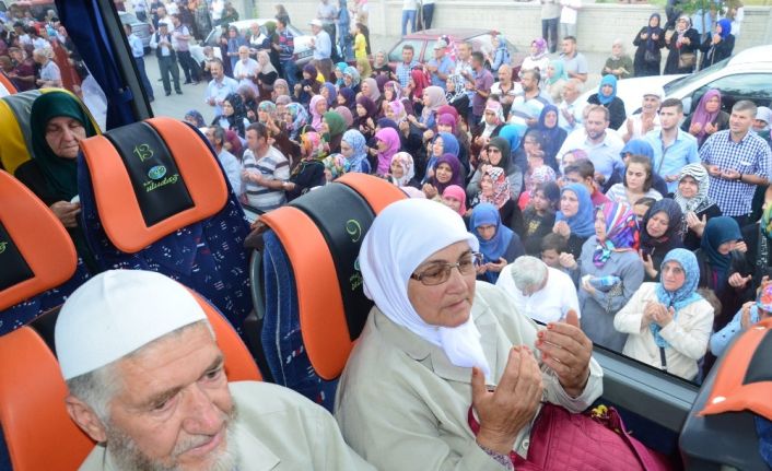 Balıkesirli Hacı adaylarının kura sevinci