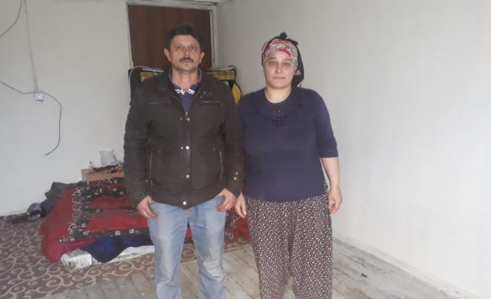 Beş aydır yanmış evde yaşamaya çalışıyorlar