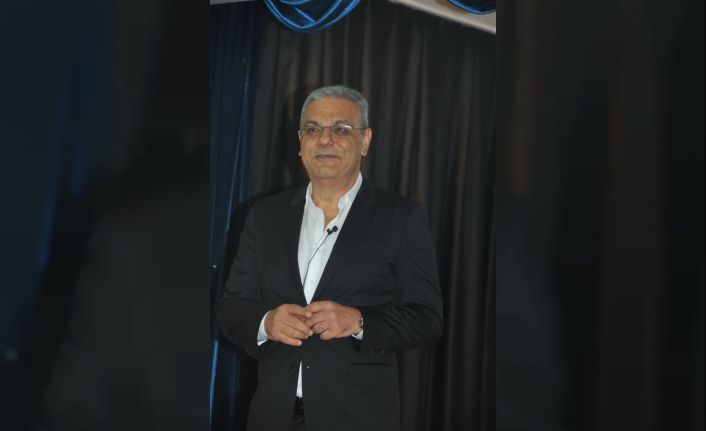 Bozkurt: "İyi iletişim size hayatın kapılarını açar"