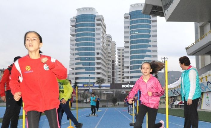 Ders zili sustu, şimdi spor zamanı