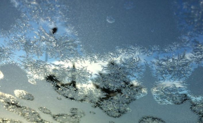 Elazığ’da soğuk hava havuzları dondurdu