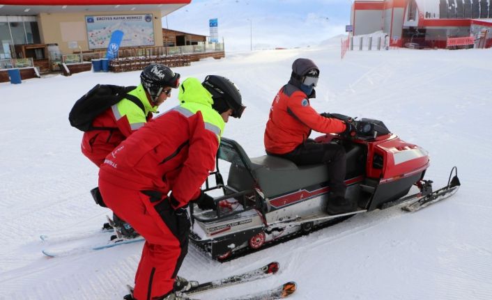 Erciyes’in güvenliğini onlar sağlıyor