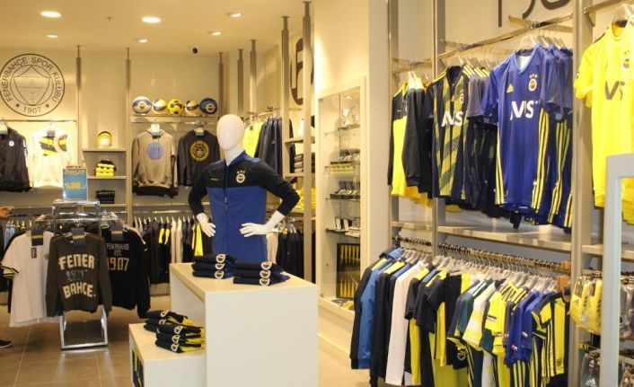 Fenerium mağazası Highway’de açıldı