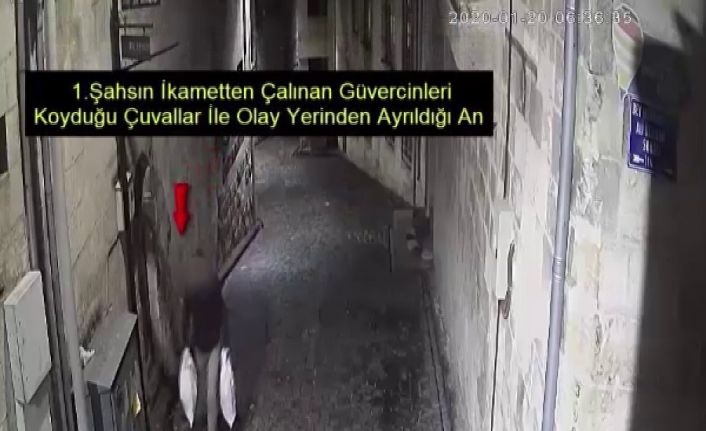 Güvercin hırsızları kameradan kaçamadı