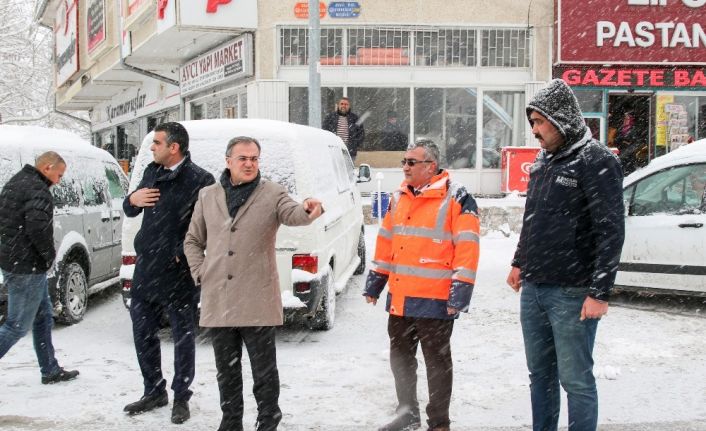 Hacılar beyaza büründü