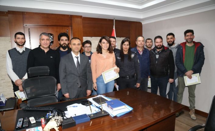 İskenderun’da başarılı polisler ödüllendirildi