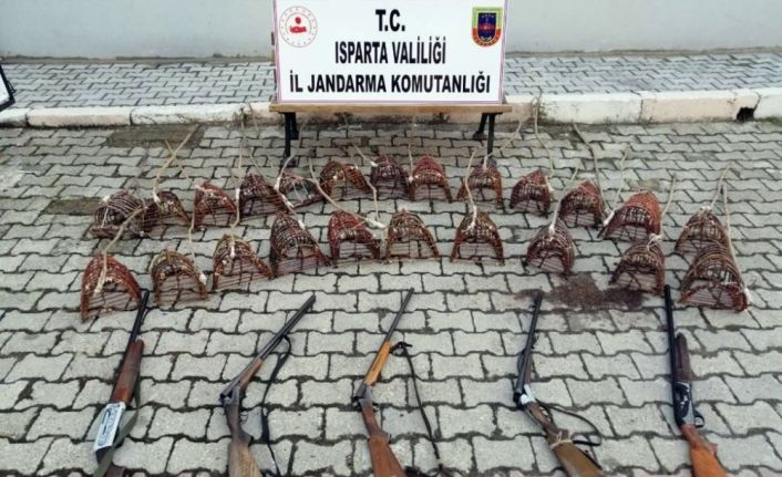 Isparta’da 6 kaçak avcıya 40 bin lira para cezası