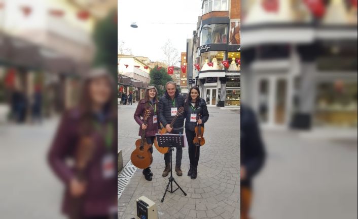 İzmit’te Mavi Yeşil Sokak Etkinlikleri başladı