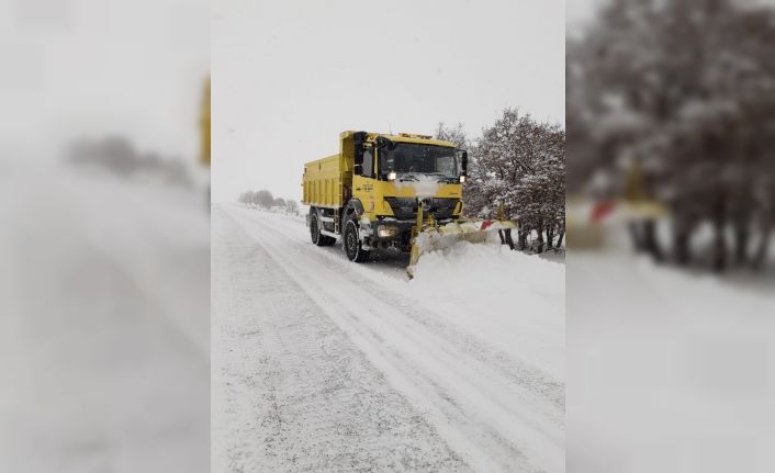 Kapanan 270 köy yolundan 249’u açıldı