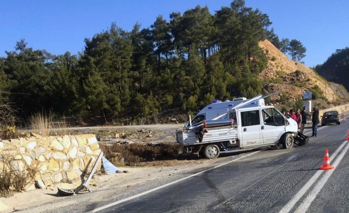 Kavaklıdere’de kaza: 3 yaralı