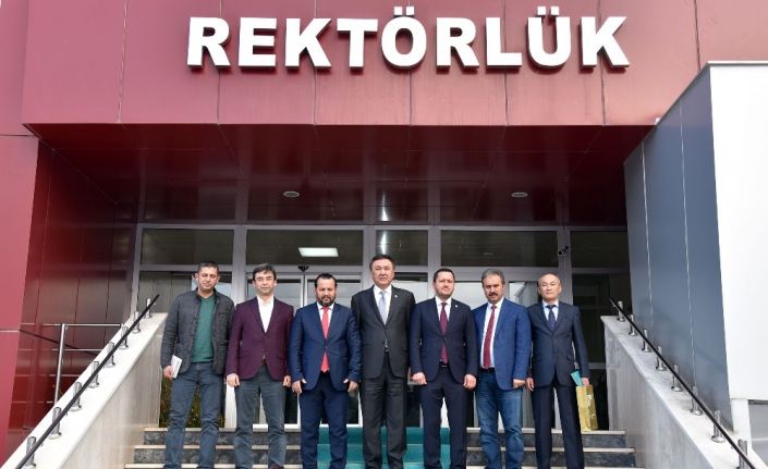 Kırgızistan Ankara Büyükelçisinden Rektör Akgül’e ziyaret