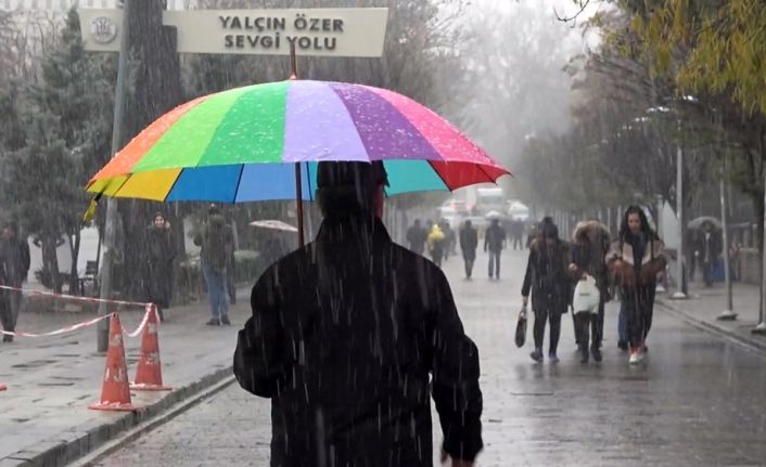 Kırıkkale, Çankırı ve Çorum’da kar yağışı başladı