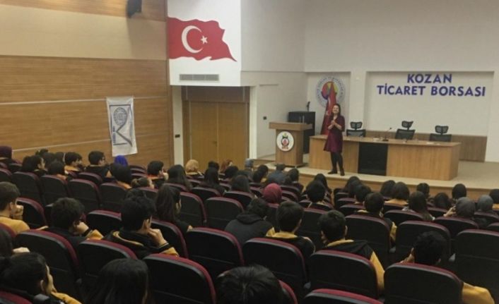 Liselilere “Meslek Seçimi ve Kariyer” semineri