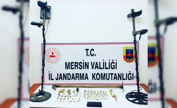 Mersin’de 2 şüpheli sit alanında define ararken yakalandı