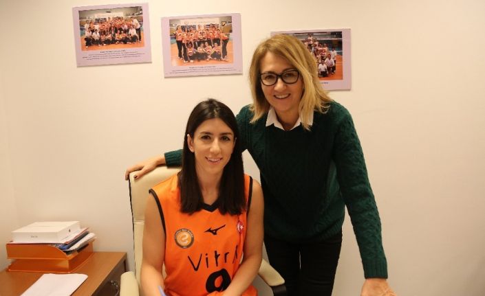 Merve Dalbeler yeniden Eczacıbaşı VitrA’da